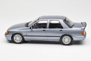 Ford Sierra RS Cosworth Světle Modrý MCG 1:18 MCG18174 Kov – obrázek 3 z 6