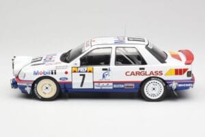 Ford Sierra RS Cosworth 4x4 #7 F. Delecour / D. Grataloup Rally Monte Carlo 1992 MCG 1:18 MCG18356R Kov – obrázek 3 z 6