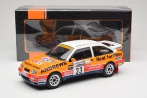 Ford Sierra RS Cosworth #33 R. Brookes RAC Rally 1989 IXO 1:18 18RMC115 Kov – obrázek 6 z 6