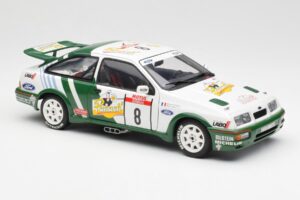 Ford Sierra RS Cosworth #8 D. Auriol / B. Occelli Rally Tour de Corse 1988 AUTOart 1:18 88812 Kov – obrázek 6 z 8