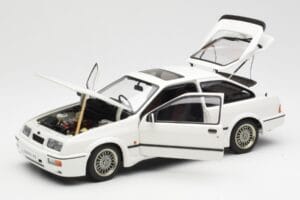 Ford Sierra RS Cosworth Bílý AUTOart 1:18 72862 Kov – obrázek 2 z 8
