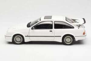 Ford Sierra RS Cosworth Bílý AUTOart 1:18 72862 Kov – obrázek 4 z 8