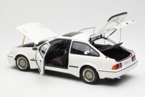 Ford Sierra RS Cosworth Bílý AUTOart 1:18 72862 Kov – obrázek 5 z 8