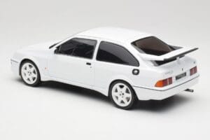 Ford Sierra RS Cosworth Bílý IXO 1:18 18CMC121 Kov – obrázek 5 z 6