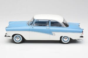 Ford Taunus 17M P2 Světle Modrý & Bílý BoS Models 1:18 BOS019 Kov – obrázek 3 z 6