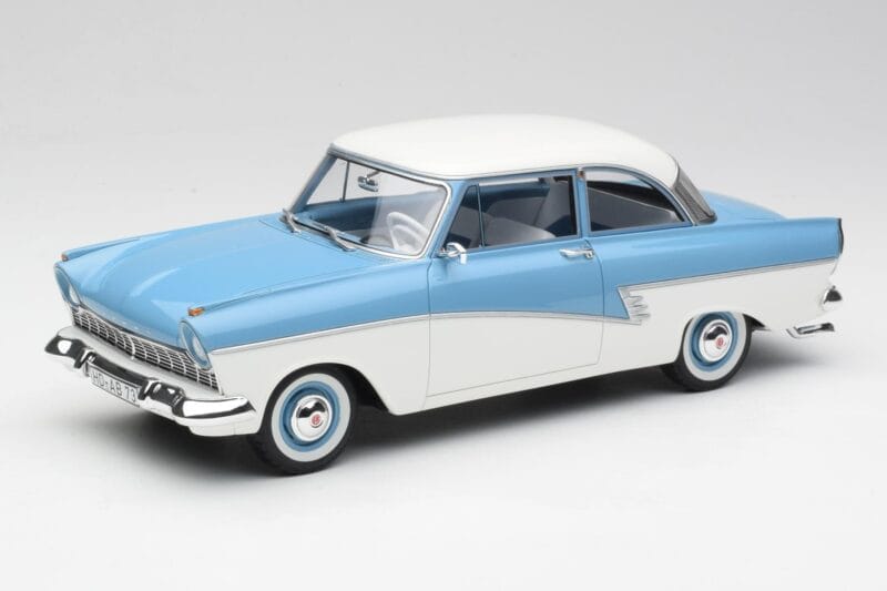 Ford Taunus 17M P2 Světle Modrý & Bílý BoS Models 1:18 BOS019 Kov