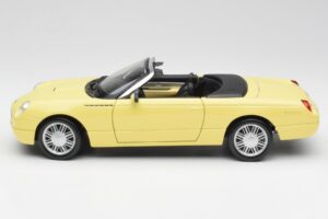 Ford Thunderbird Show Car Žlutý Maisto 1:18 50335 Kov – obrázek 4 z 8