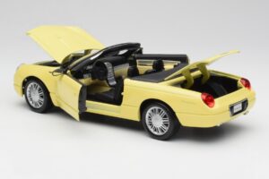 Ford Thunderbird Show Car Žlutý Maisto 1:18 50335 Kov – obrázek 5 z 8