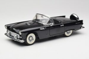 Ford Thunderbird Kabriolet Černý Revell 1:18 8818-M1 Kov