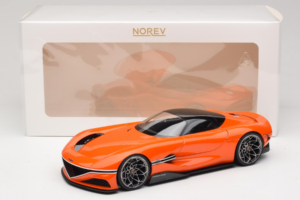Genesis X Gran Berlinetta VGT Orange Magma Norev 1:18 188032 Kov – obrázek 6 z 6