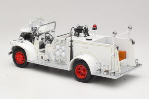 GMC Hasičské Auto Bílý Road Signature 1:18 20068 Kov – obrázek 5 z 9