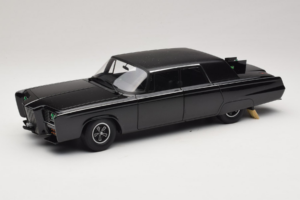 Chrysler Imperial Black Beauty Green Hornet TV Series AUTOart 1:18 71546 Kov