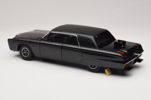 Chrysler Imperial Black Beauty Green Hornet TV Series AUTOart 1:18 71546 Kov – obrázek 7 z 8