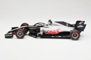 Haas VF-20 #8 R. Grosjean Bahrain GP 2020 Minichamps 1:18 110201508 Kov – obrázek 3 z 6