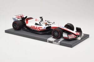 Haas VF-22 #20 K. Magnussen Bahrain GP 2022 Minichamps 1:18 117220120 Kov – obrázek 4 z 6