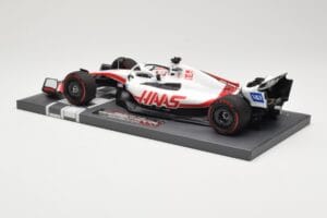 Haas VF-22 #20 K. Magnussen Bahrain GP 2022 Minichamps 1:18 117220120 Kov – obrázek 5 z 6