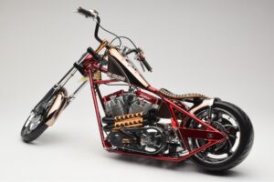 Harley-Davidson West Coast Choppers Diablo Soft Tail Zlatá Červená Minichamps 1:5 JJ04-05-03 Kov – obrázek 4 z 6