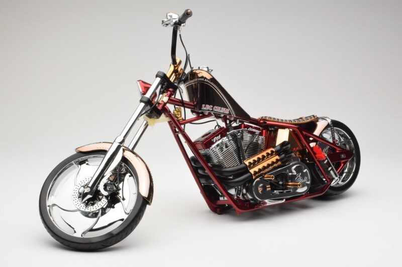 Harley-Davidson West Coast Choppers Diablo Soft Tail Zlatá Červená Minichamps 1:5 JJ04-05-03 Kov