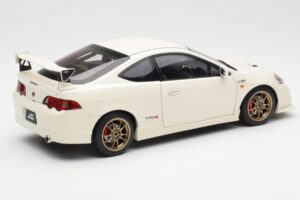 Honda Integra DC5 Type R Mugen Bílý AUTOart 1:18 73251 Kov – obrázek 3 z 8