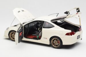 Honda Integra DC5 Type R Mugen Bílý AUTOart 1:18 73251 Kov – obrázek 5 z 8