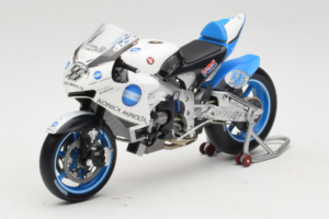 Honda RC212V #56 S. Nakano Konica Minolta Honda MotoGP 2007 Minichamps 1:18 112071056 Kov – obrázek 2 z 6