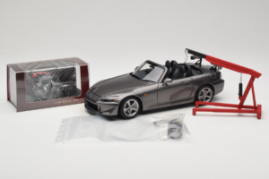 Honda S2000 AP2 Type S Moon Rock Metallic MotorHelix 1:18 M85111 Kov – obrázek 2 z 9