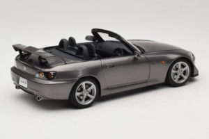 Honda S2000 AP2 Type S Moon Rock Metallic MotorHelix 1:18 M85111 Kov – obrázek 4 z 9