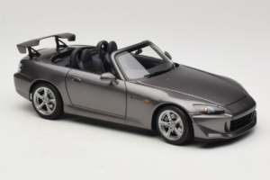 Honda S2000 AP2 Type S Moon Rock Metallic MotorHelix 1:18 M85111 Kov – obrázek 7 z 9
