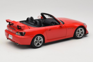 Honda S2000 AP2 Type S New Formula Red MotorHelix 1:18 M85112 Kov – obrázek 4 z 9