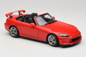 Honda S2000 AP2 Type S New Formula Red MotorHelix 1:18 M85112 Kov – obrázek 7 z 9