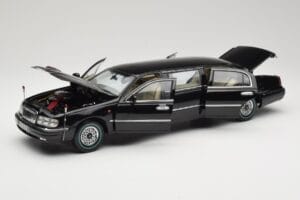 Hongqi Qijian CA7460 FAW 1:18 139940 Kov – obrázek 2 z 8