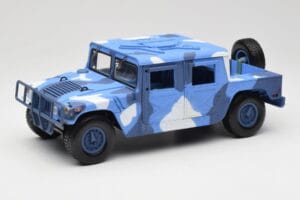 Hummer H1 Humvee Modrý & Bílý Motormax 1:18 73157 Kov