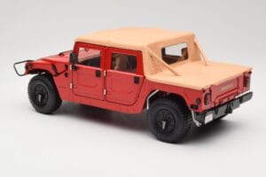Hummer H1 Soft Top Červený Exoto 1:18 01805 Kov – obrázek 7 z 8