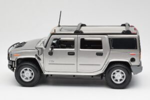 Hummer H2 Stříbrný Maisto 1:18 7449569 Kov – obrázek 4 z 8