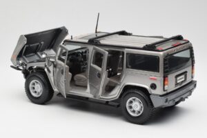 Hummer H2 Stříbrný Maisto 1:18 7449569 Kov – obrázek 5 z 8