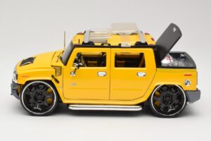 Hummer H2 SUT Concept Žlutý Maisto 1:18 31067 Kov – obrázek 4 z 8