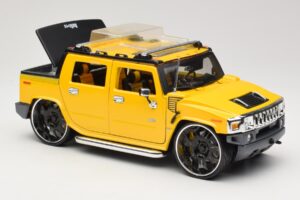Hummer H2 SUT Concept Žlutý Maisto 1:18 31067 Kov – obrázek 6 z 8