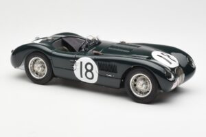 Jaguar C-Type #18 T. Rolt / D. Hamilton 24 Hours of Le Mans Winner 1953 CMC 1:18 M-195 Kov – obrázek 4 z 6