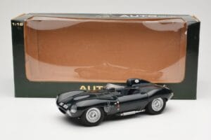 Jaguar D-Type Short Nose Zelený AUTOart 1:18 73561 Kov – obrázek 6 z 6