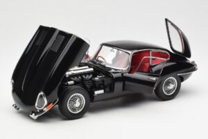 Jaguar E-Type 3.8 Series 1 Černý Kyosho 1:18 08954BK Kov – obrázek 2 z 8