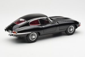 Jaguar E-Type 3.8 Series 1 Černý Kyosho 1:18 08954BK Kov – obrázek 3 z 8