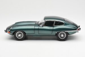 Jaguar E-Type 3.8 Series 1 Tmavě Zelený Kyosho 1:18 08954DG Kov – obrázek 4 z 8