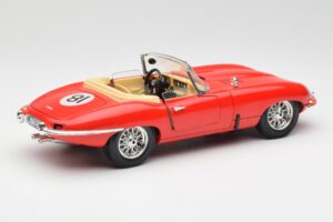 Jaguar E-Type Kabriolet Červený Bburago 1:18 3016 Kov – obrázek 3 z 8