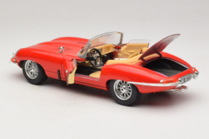 Jaguar E-Type Series 1 Kabriolet Červený Bburago 1:18 3038 Kov – obrázek 5 z 8