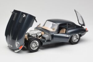 Jaguar E-Type Series 1 Zelený Bburago 1:18 3018-M1 Kov – obrázek 8 z 8