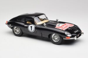 Jaguar E-Type Series 1 #1 British Racing Green Bburago 1:18 3018-M3 Kov – obrázek 6 z 8