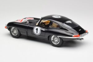 Jaguar E-Type Series 1 #1 British Racing Green Bburago 1:18 3018-M3 Kov – obrázek 7 z 8