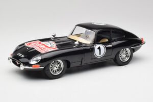 Jaguar E-Type Series 1 #1 British Racing Green Bburago 1:18 3018-M3 Kov