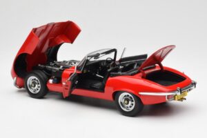 Jaguar E-Type Roadster Series III V12 Červený AUTOart 1:18 73523 Kov – obrázek 5 z 8