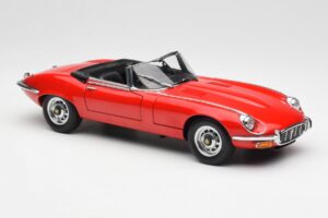 Jaguar E-Type Roadster Series III V12 Červený AUTOart 1:18 73523 Kov – obrázek 6 z 8